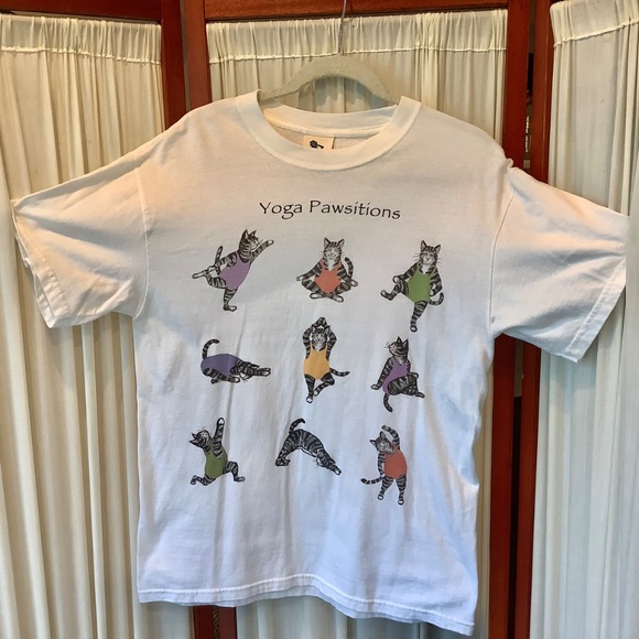 Vintage 90's T-shirt Yoga Cats Yoga Pawsitions Cotton Size Medium - Picture 2 of 8